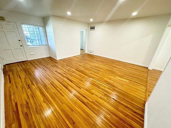 3rd image of 1901 Fernbank Ave