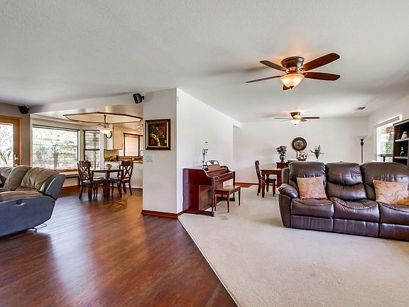 3rd image of 24206 Cerro Vista Way