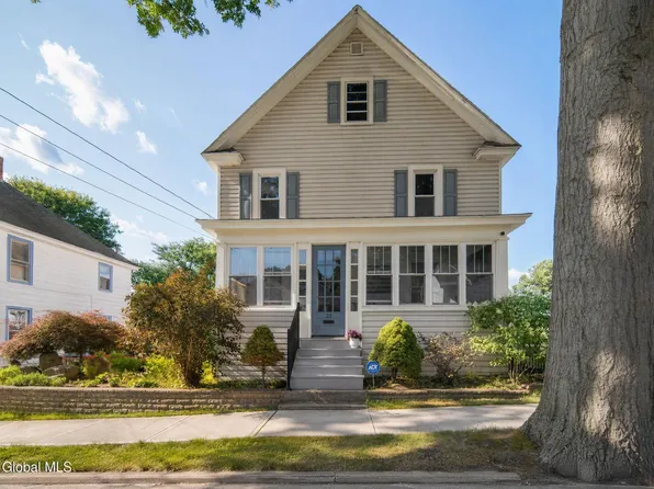 23 Vanwyck Street, Gloversville, NY 12078