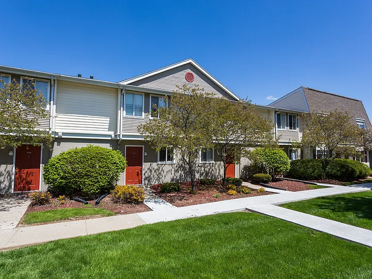 Four Winds Apartments — Photo 19