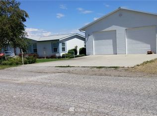 304 S 1st St, Brewster, WA 98812