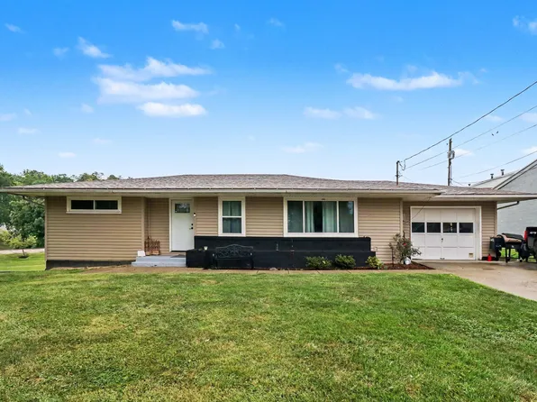 237 Elm St, Falmouth, KY 41040