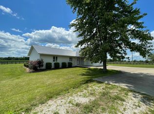 21585 N 900 East Rd, Danville, IL 61834