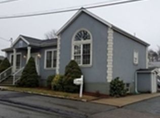 245 Sterling St, Fall River, MA 02721