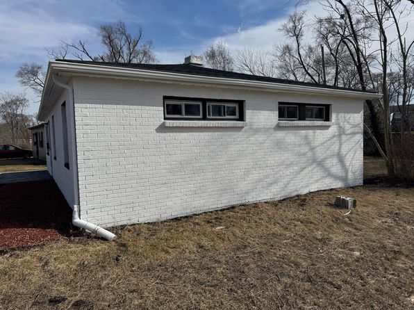 4251 W 20th Pl, Gary, IN 46404