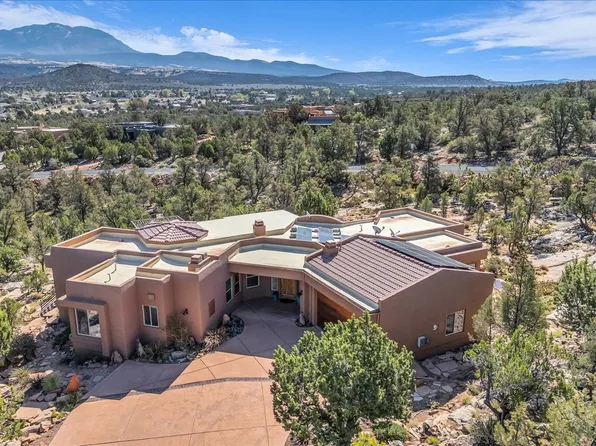 478 N Pinion Dr, Dammeron Valley, UT 84783