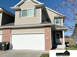 758 Norwood Dr, Lincoln, NE 68512