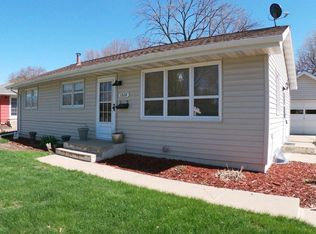 1328 Elton Hills Dr NW, Rochester, MN 55901