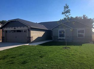 28 N Mingus Ave, Nampa, ID 83651