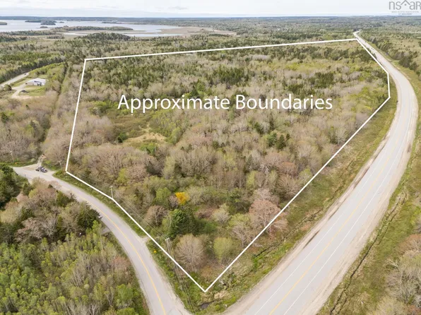 41 & 61 Raynardton Rd, Yarmouth, NS B0W 3M0