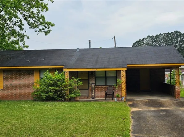 1608 Old Springhill Rd, Demopolis, AL 36732