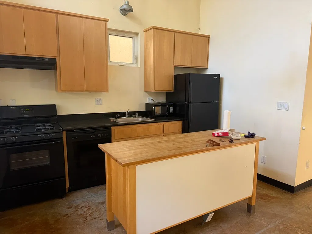 1 bed, 715 sqft, $1,450 — Photo 2