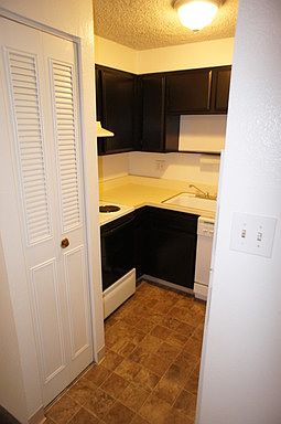 2nd image of 1140 Colorado Blvd APT 309