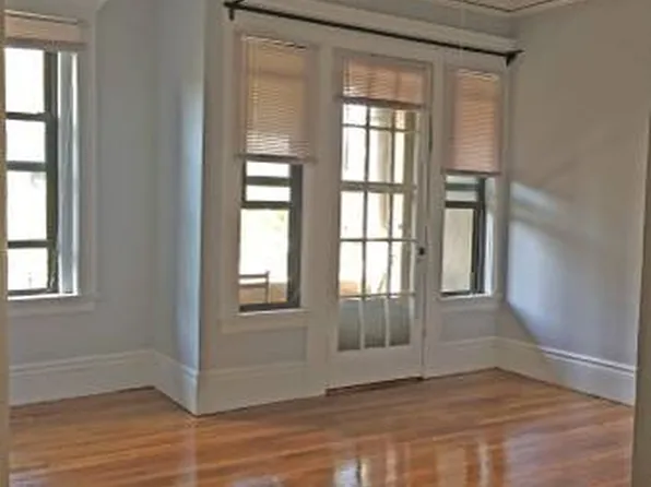 143 Fuller St, Brookline, MA 02446