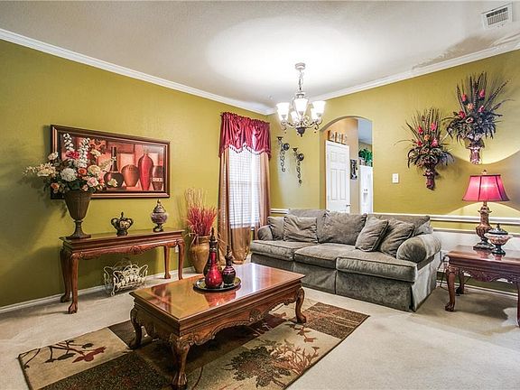 4th image of 6611 Kinross Dr