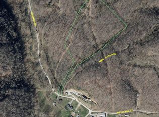 9999 Buzzard Rd, Manchester, KY 40962