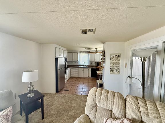 3rd image of 3434 S Castle Dr