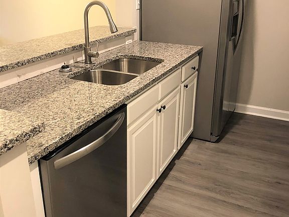 4th image of 103 Pier 33 Dr Unit 214