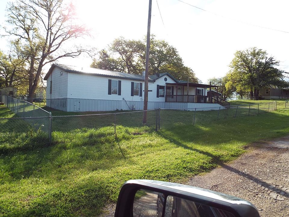 2nd image of 213 California St