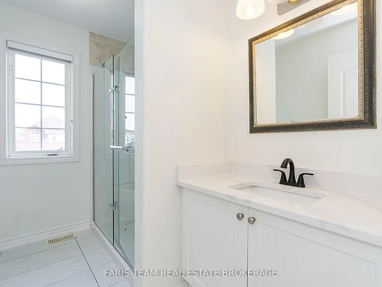 2 Vanessa Dr — Photo 26