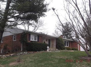 405 E Woodridge Dr, Bloomington, IN