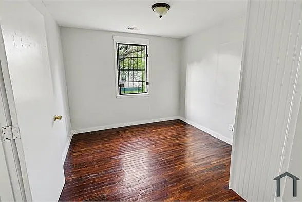 6025 Ivy St — Photo 13