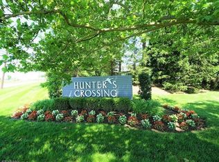 156 Mockingbird Ct #156, Three Bridges, NJ 08887