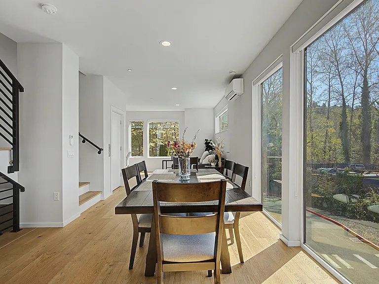 17342 Bothell Way NE #A — Photo 2