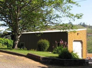 28689 Brooks Rd, Gold Beach, OR 97444