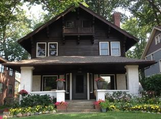 13912 Clifton Blvd, Lakewood, OH