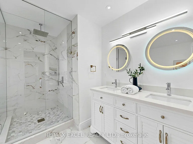 43 Piccadilly Rd — Photo 27