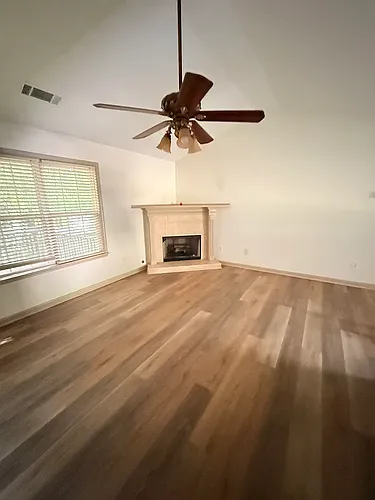 250 Windsong Cir Photo 1