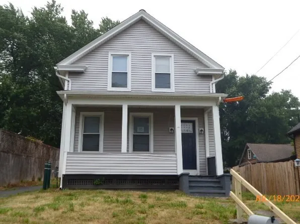 24 Pendleton Ave, Chicopee, MA 01020