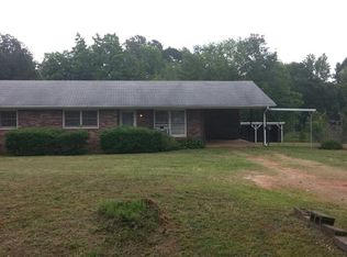 419 Bee Maxey Rd, Winder, GA 30680