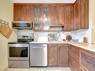 22 Abbey Lane #208, Delray Beach, FL, 33446