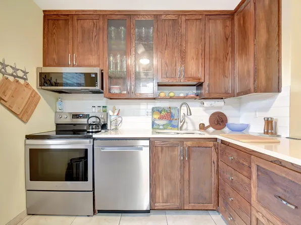 22 Abbey Lane #208, Delray Beach, FL 33446