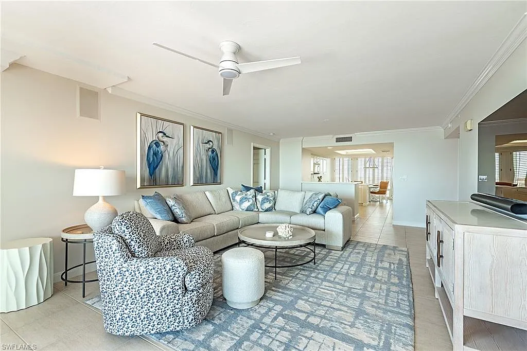 2 bed, 2.0 bath, 2038 sqft, $26,000 — Photo 3
