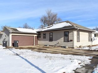 1808 W 10th St, Sioux Falls, SD 57104