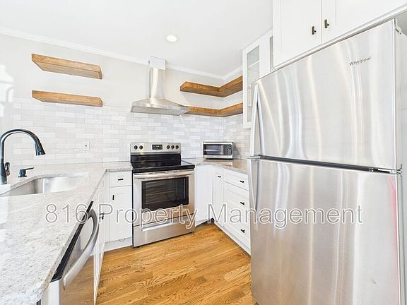 5th image of 115 W 85th St