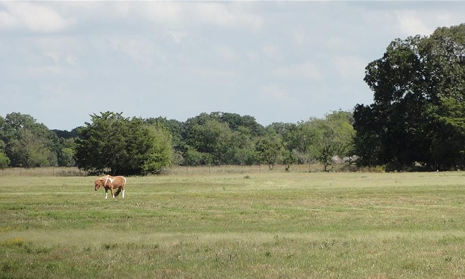 2nd image of 15071 County Road 4018