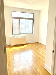 Rented by Chana Ofek, LREB