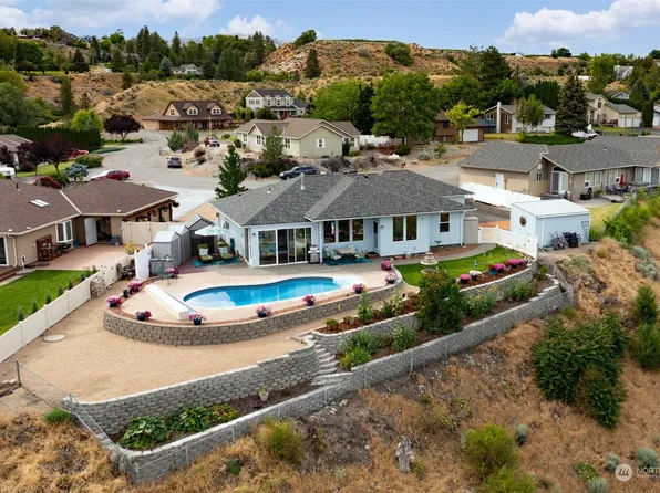 536 Hillcrest Circle Drive, Omak, WA 98841