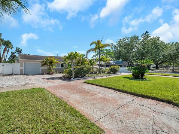 7508 9th Ave N, Saint Petersburg, FL 33710