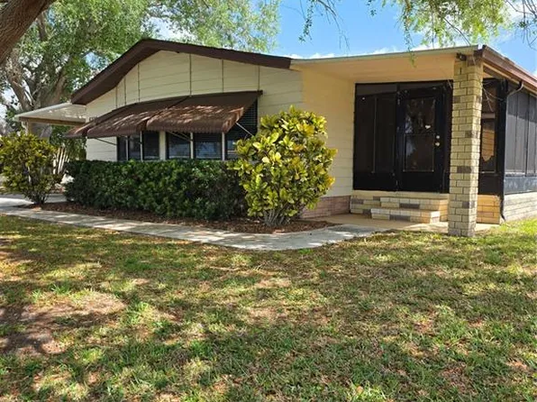 6228 Falcon Dr, Englewood, FL 34224