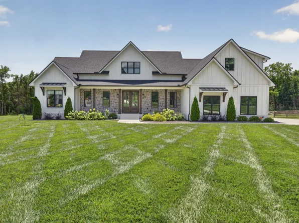 218 Breckenridge Glen Dr, Mount Juliet, TN 37122