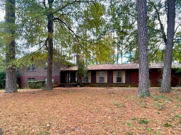 1100 Dunlap Rd NE, Milledgeville, GA 31061