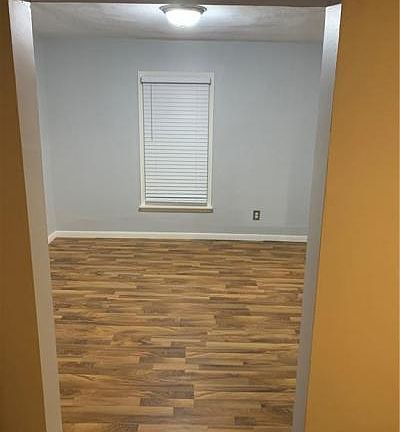 3rd image of 1314 Oakdale Ave