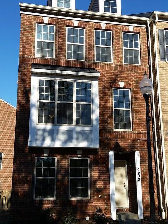 NEW CONSTRUCTION - Brick Front End-Unit