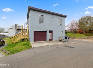 725 Church St, Loudon, TN 37774