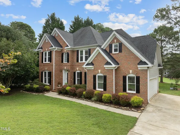 4936 Sun Lake Ct, Holly Springs, NC 27540